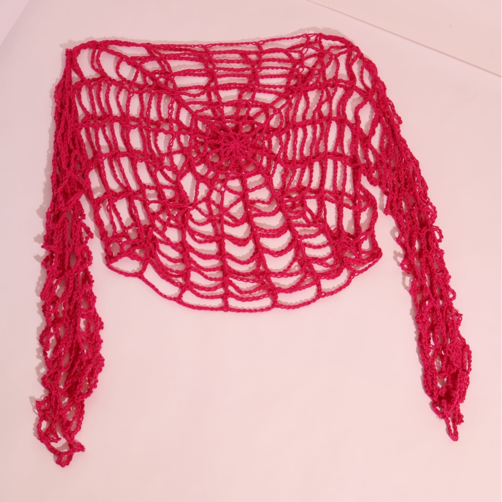 Crochet spider web top 🩷